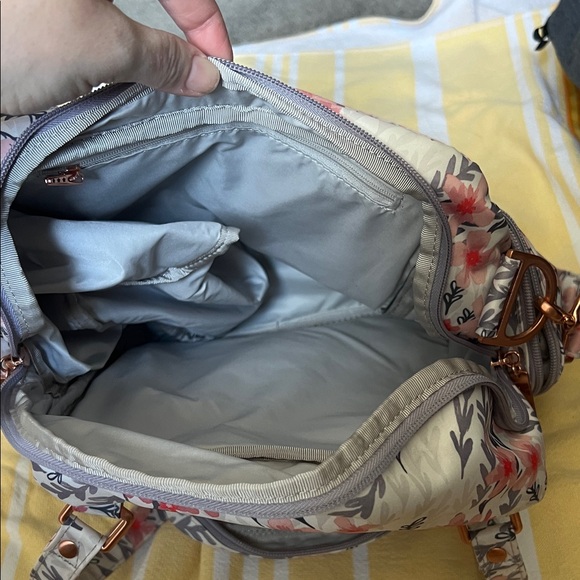 Ju-Ju-Be Pink and Gray Floral Baby Bag - Picture 4 of 7